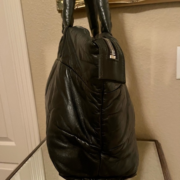 Chanel Coco Cocoon Zipped Tote Lambskin
Large black reversible - Picture 12 of 16